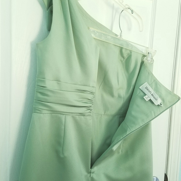 David's Bridal Mint Bridesmaid Dress - Picture 3 of 16